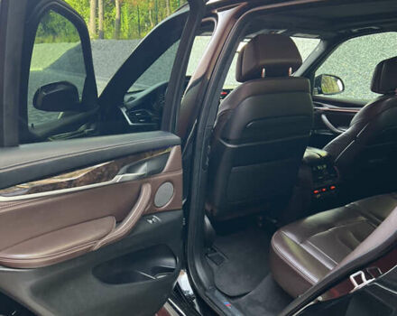 Чорний БМВ Х5, об'ємом двигуна 2.98 л та пробігом 255 тис. км за 29800 $, фото 17 на Automoto.ua