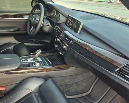 Чорний БМВ Х5, об'ємом двигуна 2.99 л та пробігом 198 тис. км за 33000 $, фото 10 на Automoto.ua