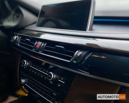Чорний БМВ Х5, об'ємом двигуна 3 л та пробігом 258 тис. км за 24800 $, фото 27 на Automoto.ua