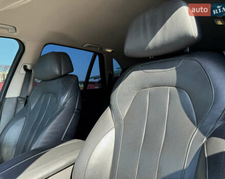 Чорний БМВ Х5, об'ємом двигуна 3 л та пробігом 227 тис. км за 28900 $, фото 12 на Automoto.ua