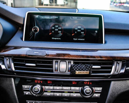 Черный БМВ Х5, объемом двигателя 2.99 л и пробегом 300 тыс. км за 24000 $, фото 7 на Automoto.ua