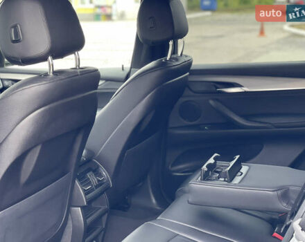 Черный БМВ Х5, объемом двигателя 2 л и пробегом 204 тыс. км за 26900 $, фото 27 на Automoto.ua