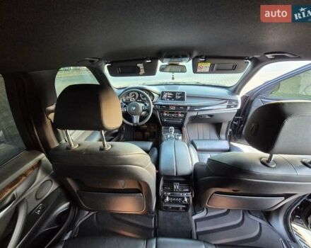 Чорний БМВ Х5, об'ємом двигуна 2.99 л та пробігом 198 тис. км за 33000 $, фото 8 на Automoto.ua
