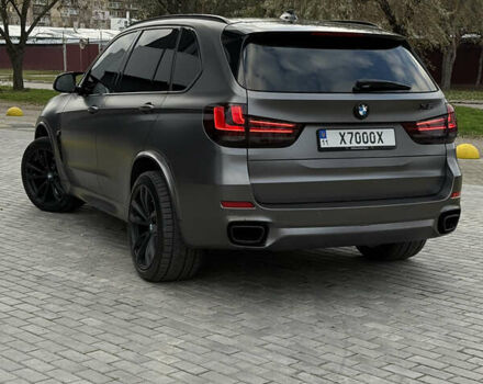 Чорний БМВ Х5, об'ємом двигуна 2 л та пробігом 250 тис. км за 24999 $, фото 4 на Automoto.ua