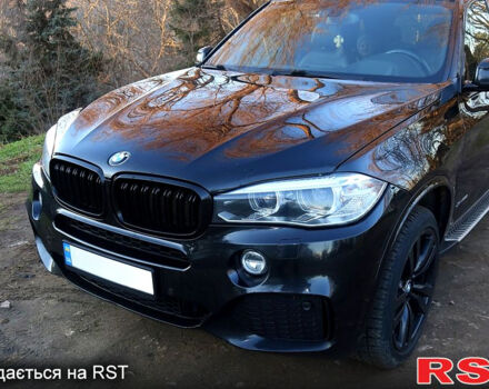 Чорний БМВ Х5, об'ємом двигуна 3 л та пробігом 274 тис. км за 23500 $, фото 4 на Automoto.ua