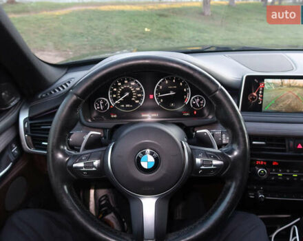 Черный БМВ Х5, объемом двигателя 2.98 л и пробегом 274 тыс. км за 22500 $, фото 6 на Automoto.ua