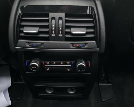 Чорний БМВ Х5, об'ємом двигуна 2.99 л та пробігом 195 тис. км за 26000 $, фото 13 на Automoto.ua