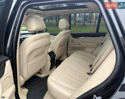 Черный БМВ Х5, объемом двигателя 2.98 л и пробегом 125 тыс. км за 23900 $, фото 11 на Automoto.ua