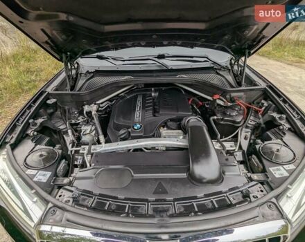Черный БМВ Х5, объемом двигателя 3 л и пробегом 314 тыс. км за 16700 $, фото 46 на Automoto.ua