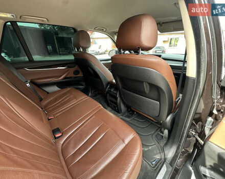 Черный БМВ Х5, объемом двигателя 2 л и пробегом 277 тыс. км за 23500 $, фото 21 на Automoto.ua