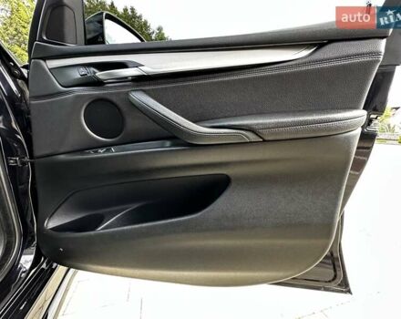 Чорний БМВ Х5, об'ємом двигуна 2.99 л та пробігом 206 тис. км за 39800 $, фото 97 на Automoto.ua