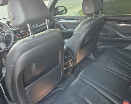 Чорний БМВ Х5, об'ємом двигуна 2.99 л та пробігом 198 тис. км за 33000 $, фото 11 на Automoto.ua