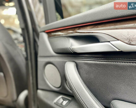 Черный БМВ Х5, объемом двигателя 3 л и пробегом 235 тыс. км за 17995 $, фото 36 на Automoto.ua