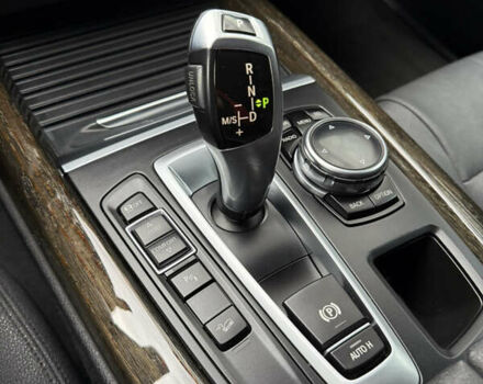 Чорний БМВ Х5, об'ємом двигуна 3 л та пробігом 164 тис. км за 21998 $, фото 40 на Automoto.ua