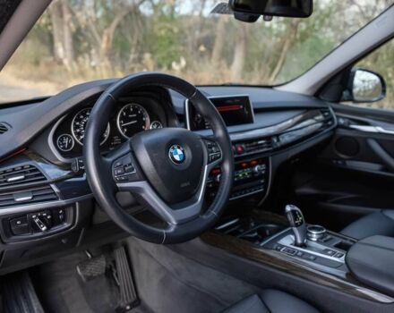 Черный БМВ Х5, объемом двигателя 3 л и пробегом 86 тыс. км за 3500 $, фото 6 на Automoto.ua