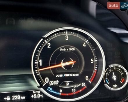 Черный БМВ Х5, объемом двигателя 3 л и пробегом 258 тыс. км за 34700 $, фото 56 на Automoto.ua