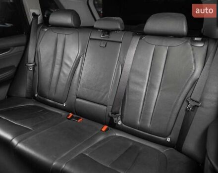 Чорний БМВ Х5, об'ємом двигуна 2.98 л та пробігом 180 тис. км за 25900 $, фото 17 на Automoto.ua