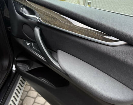 Чорний БМВ Х5, об'ємом двигуна 3 л та пробігом 164 тис. км за 21998 $, фото 18 на Automoto.ua