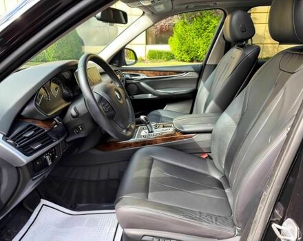 Черный БМВ Х5, объемом двигателя 3 л и пробегом 82 тыс. км за 13650 $, фото 9 на Automoto.ua