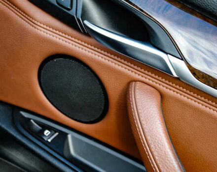 Черный БМВ Х5, объемом двигателя 2.99 л и пробегом 300 тыс. км за 28000 $, фото 10 на Automoto.ua