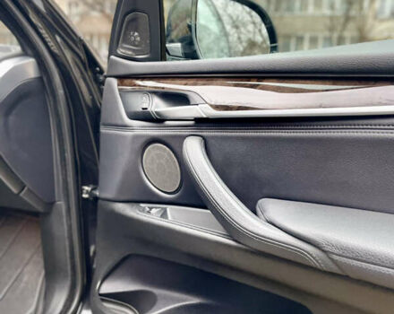 Черный БМВ Х5, объемом двигателя 3 л и пробегом 235 тыс. км за 17995 $, фото 23 на Automoto.ua