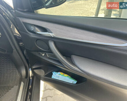Чорний БМВ Х5, об'ємом двигуна 2.99 л та пробігом 209 тис. км за 35000 $, фото 6 на Automoto.ua