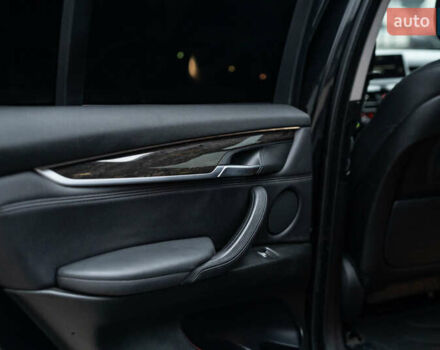 Чорний БМВ Х5, об'ємом двигуна 2.98 л та пробігом 220 тис. км за 22900 $, фото 39 на Automoto.ua