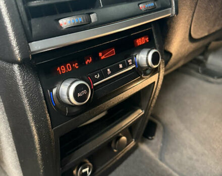 Чорний БМВ Х5, об'ємом двигуна 3 л та пробігом 164 тис. км за 21998 $, фото 22 на Automoto.ua