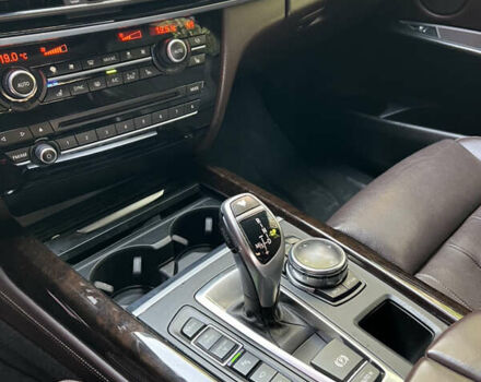 Чорний БМВ Х5, об'ємом двигуна 2.98 л та пробігом 255 тис. км за 29800 $, фото 15 на Automoto.ua