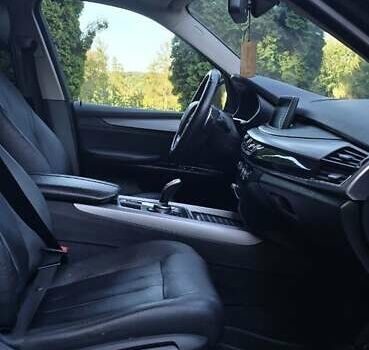 Чорний БМВ Х5, об'ємом двигуна 2 л та пробігом 198 тис. км за 23000 $, фото 8 на Automoto.ua