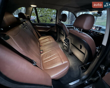 Черный БМВ Х5, объемом двигателя 3 л и пробегом 196 тыс. км за 22400 $, фото 13 на Automoto.ua