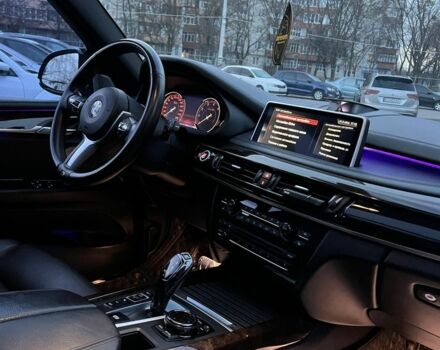 Чорний БМВ Х5, об'ємом двигуна 4.4 л та пробігом 155 тис. км за 26000 $, фото 13 на Automoto.ua