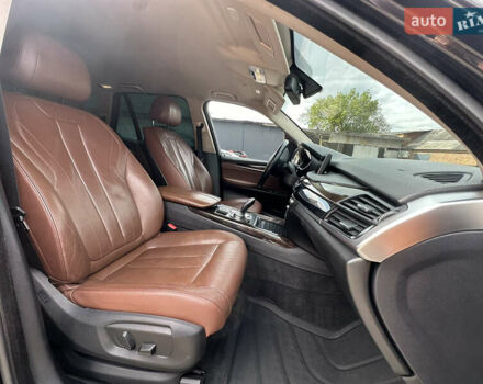 Черный БМВ Х5, объемом двигателя 2 л и пробегом 277 тыс. км за 23500 $, фото 26 на Automoto.ua