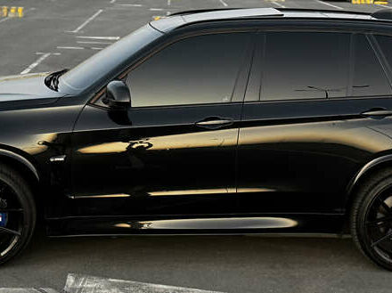 Чорний БМВ Х5, об'ємом двигуна 4.39 л та пробігом 204 тис. км за 26500 $, фото 13 на Automoto.ua