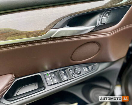 Чорний БМВ Х5, об'ємом двигуна 3 л та пробігом 258 тис. км за 24800 $, фото 9 на Automoto.ua