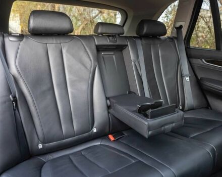 Черный БМВ Х5, объемом двигателя 3 л и пробегом 86 тыс. км за 3500 $, фото 9 на Automoto.ua