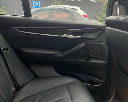 Чорний БМВ Х5, об'ємом двигуна 2.98 л та пробігом 195 тис. км за 20000 $, фото 21 на Automoto.ua