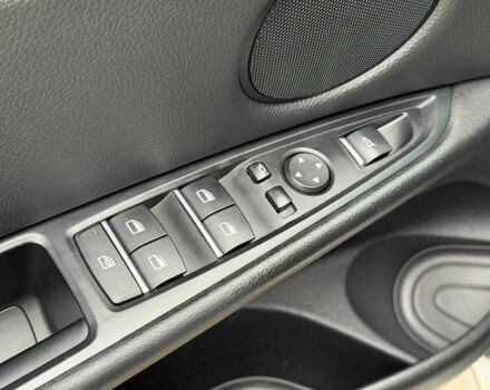 Черный БМВ Х5, объемом двигателя 3 л и пробегом 148 тыс. км за 25000 $, фото 11 на Automoto.ua