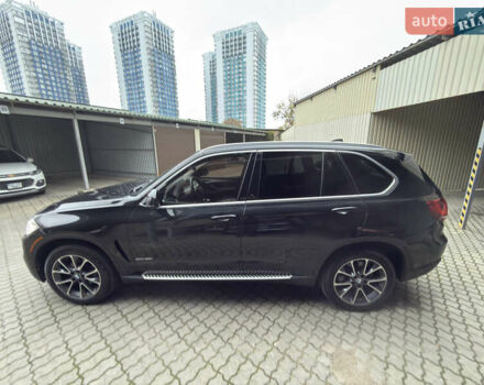 Чорний БМВ Х5, об'ємом двигуна 2.98 л та пробігом 180 тис. км за 19850 $, фото 5 на Automoto.ua