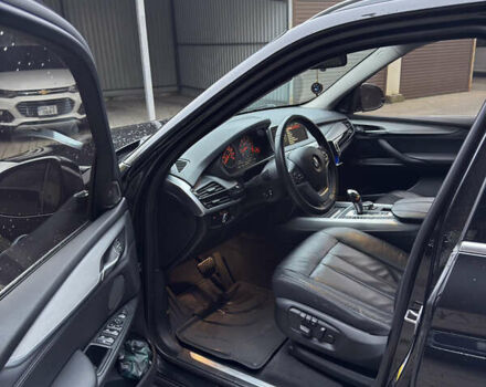 Чорний БМВ Х5, об'ємом двигуна 2.98 л та пробігом 180 тис. км за 19850 $, фото 11 на Automoto.ua