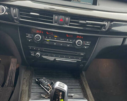 Чорний БМВ Х5, об'ємом двигуна 2.98 л та пробігом 195 тис. км за 20000 $, фото 37 на Automoto.ua