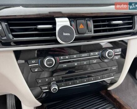 Черный БМВ Х5, объемом двигателя 2.98 л и пробегом 200 тыс. км за 21500 $, фото 25 на Automoto.ua