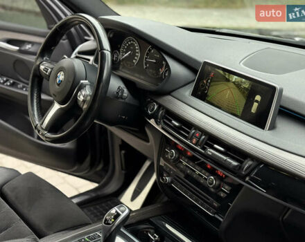 Чорний БМВ Х5, об'ємом двигуна 2.99 л та пробігом 218 тис. км за 31499 $, фото 33 на Automoto.ua