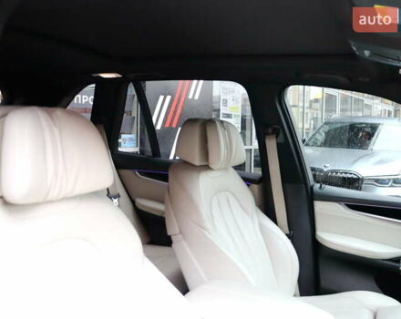 Чорний БМВ Х5, об'ємом двигуна 2.99 л та пробігом 201 тис. км за 29900 $, фото 49 на Automoto.ua