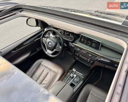 Чорний БМВ Х5, об'ємом двигуна 3 л та пробігом 194 тис. км за 19900 $, фото 43 на Automoto.ua