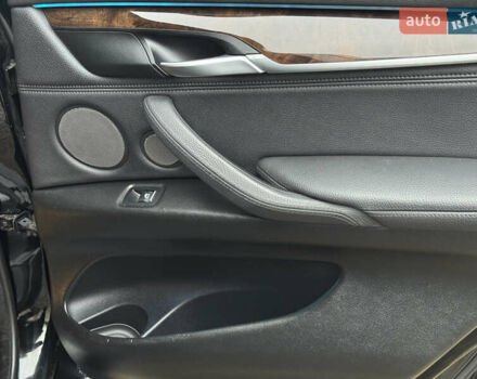 Черный БМВ Х5, объемом двигателя 2.99 л и пробегом 499 тыс. км за 22800 $, фото 50 на Automoto.ua