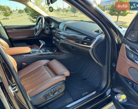Черный БМВ Х5, объемом двигателя 3 л и пробегом 300 тыс. км за 30000 $, фото 18 на Automoto.ua