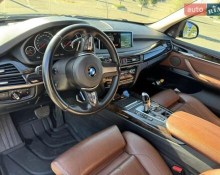 Черный БМВ Х5, объемом двигателя 3 л и пробегом 300 тыс. км за 30000 $, фото 16 на Automoto.ua