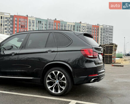 Чорний БМВ Х5, об'ємом двигуна 4.39 л та пробігом 146 тис. км за 27000 $, фото 4 на Automoto.ua