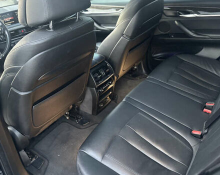 Чорний БМВ Х5, об'ємом двигуна 3 л та пробігом 320 тис. км за 25950 $, фото 52 на Automoto.ua